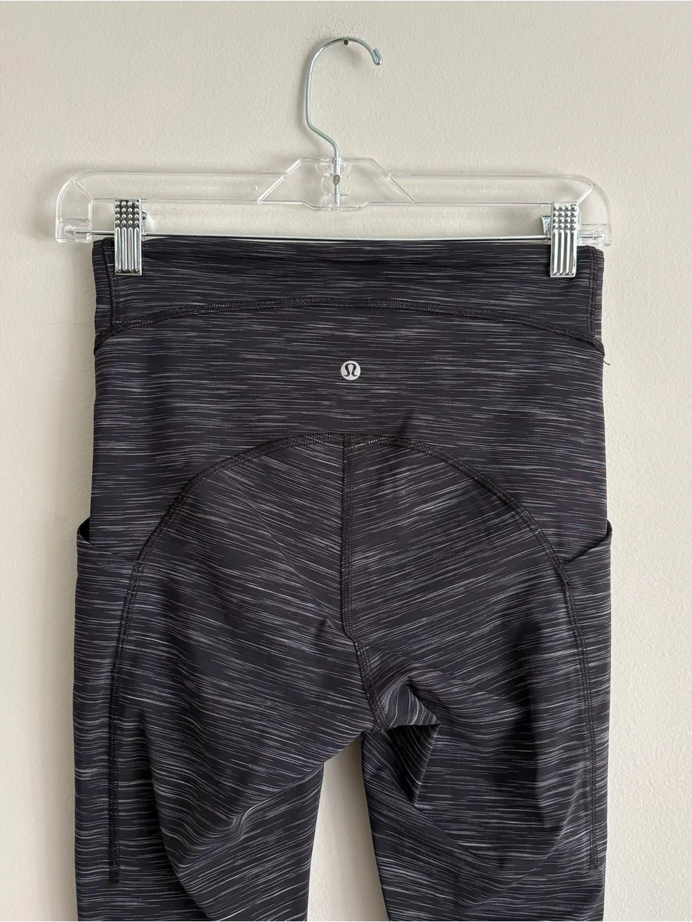 lululemon athletica Black Heathered High-Rise Leggings Size 6